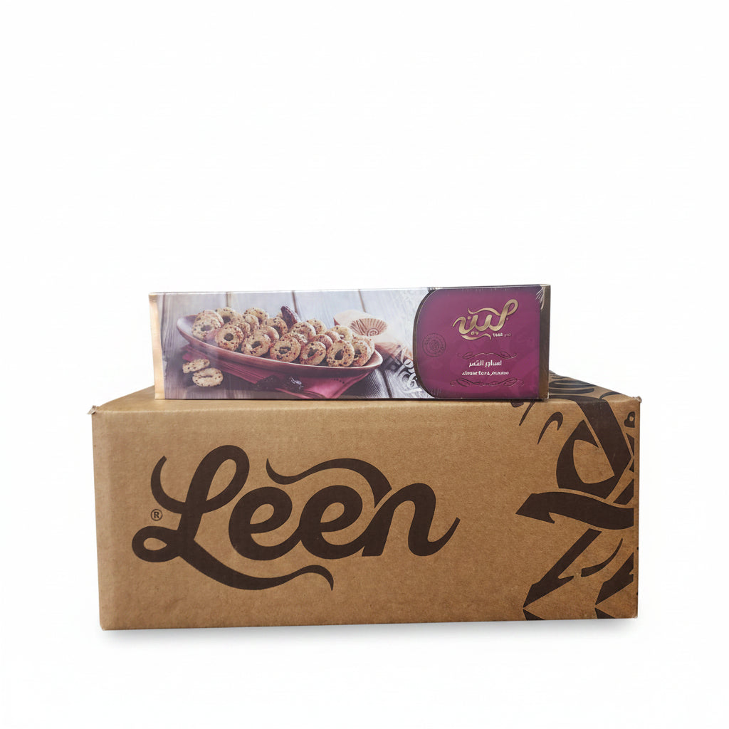 Box of Lees cookies with a store shelf in the background